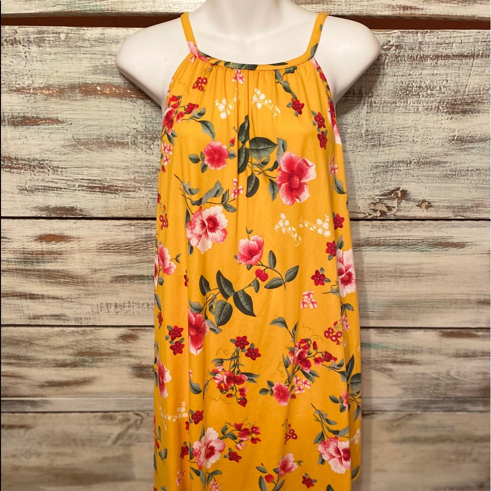 Yellow dress